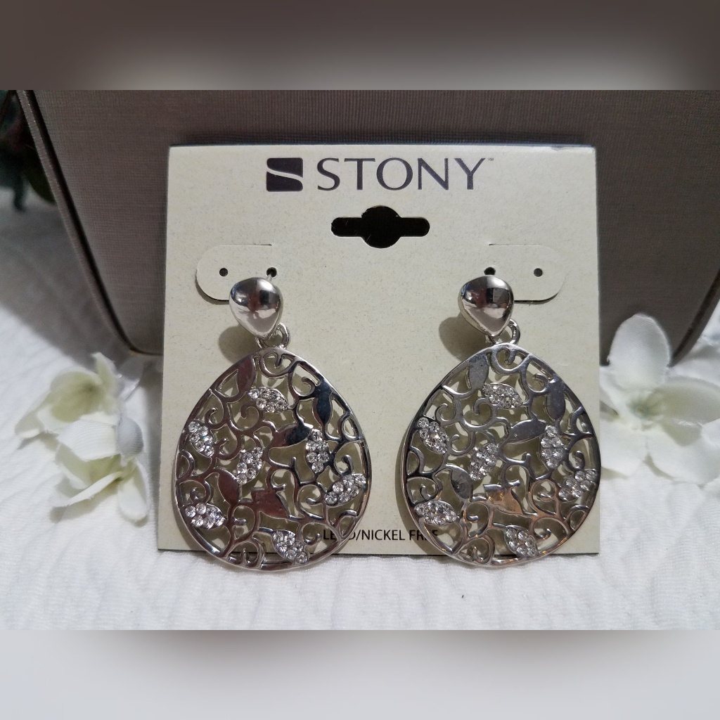 Open Work Teardrop Earrings